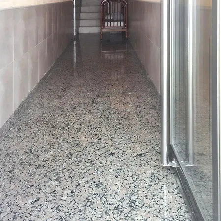 Spacious In With Balcony *