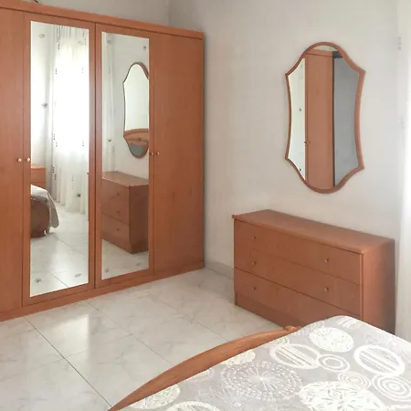 Apartment Spacious In With Balcony