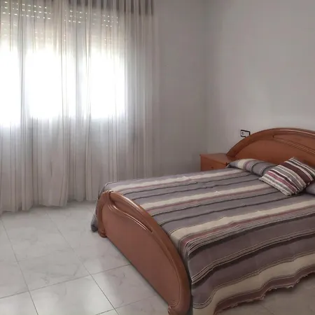Apartment Spacious In With Balcony *