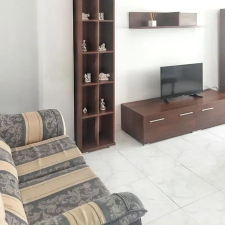 Apartment Spacious In With Balcony